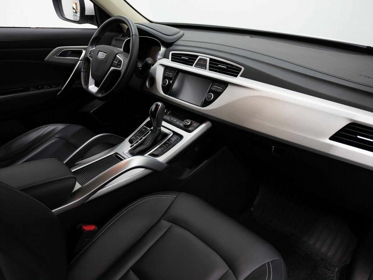 Geely Atlas, I