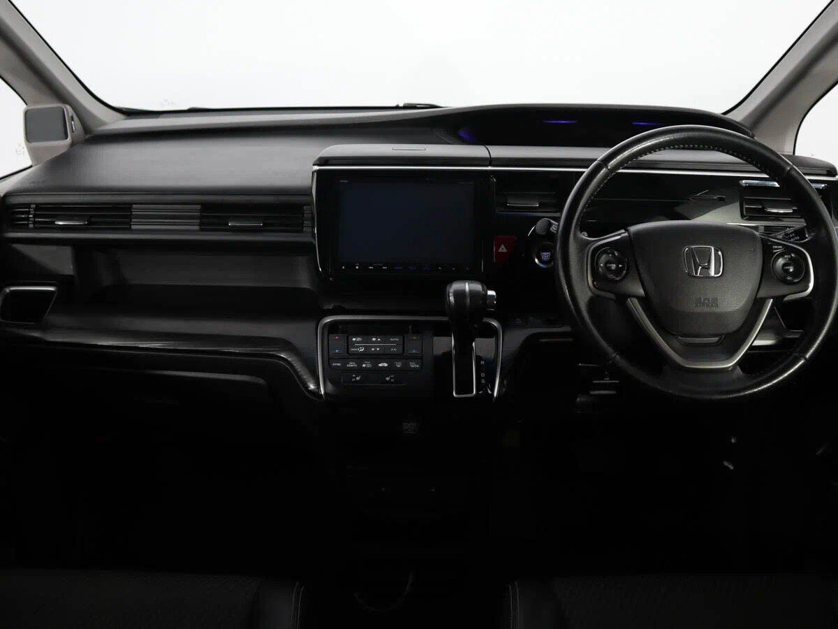 Honda Stepwgn, V