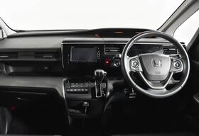 Honda Stepwgn, V