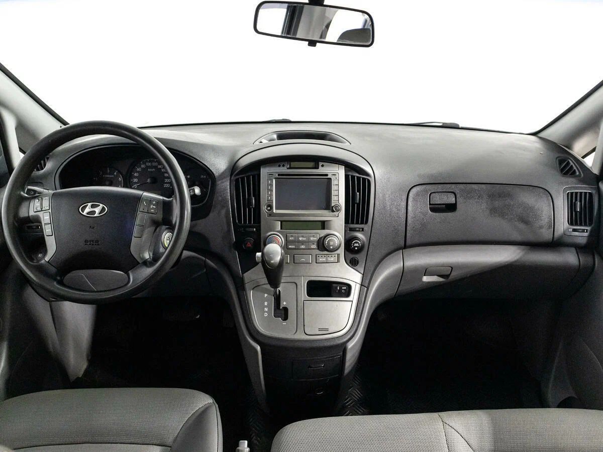 Hyundai Grand Starex, I