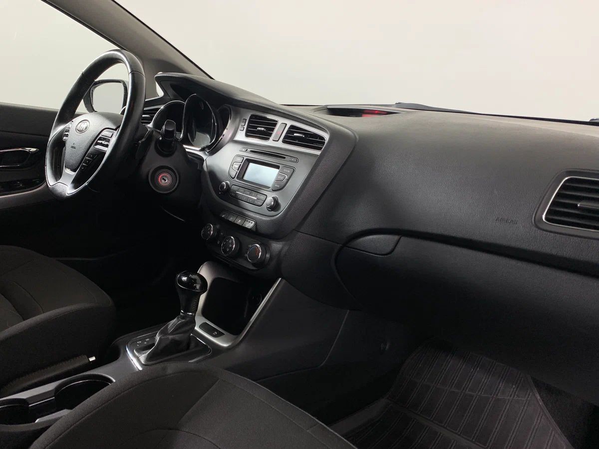 KIA Ceed, II