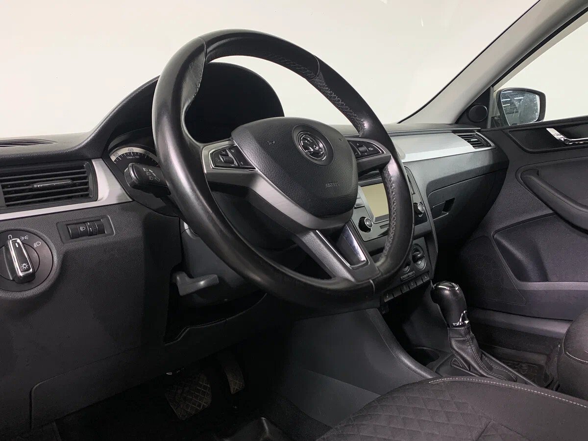 Skoda Rapid, I