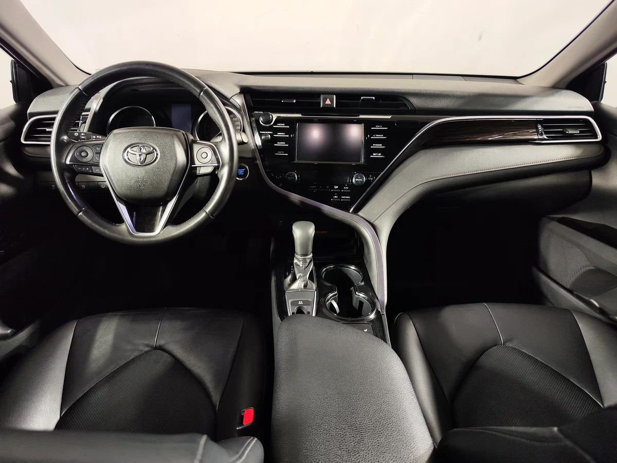 Toyota Camry, VIII (XV70)