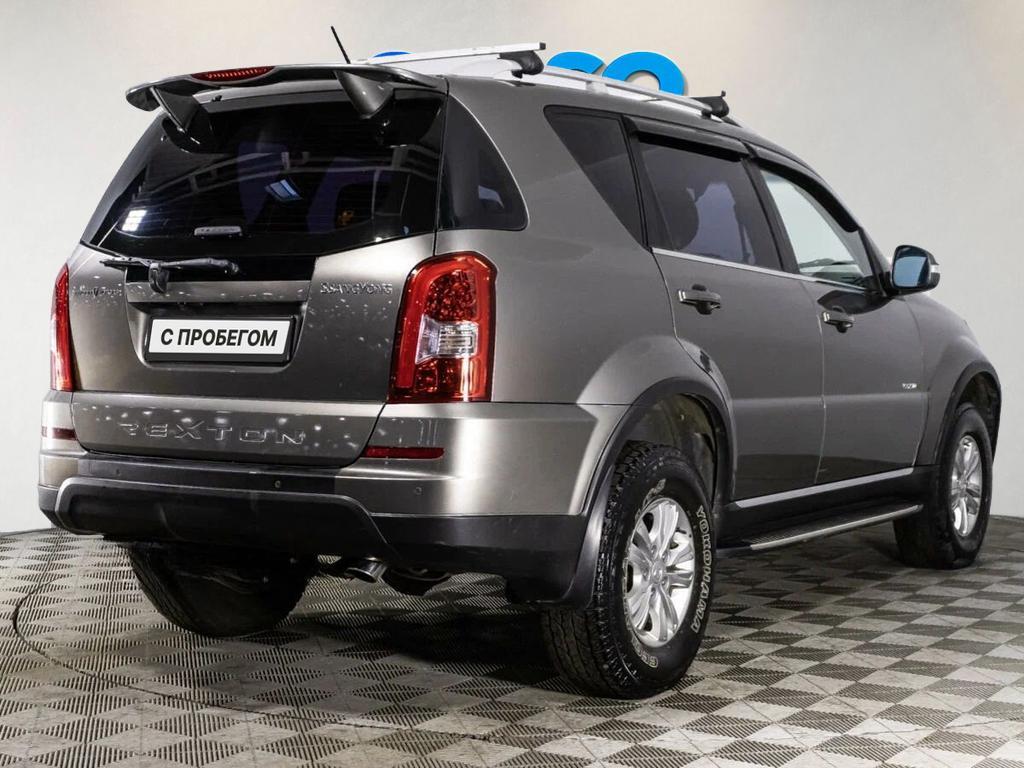 Ssangyong Rexton, III