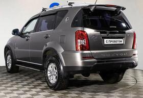 Ssangyong Rexton, III