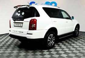 Ssangyong Rexton, III