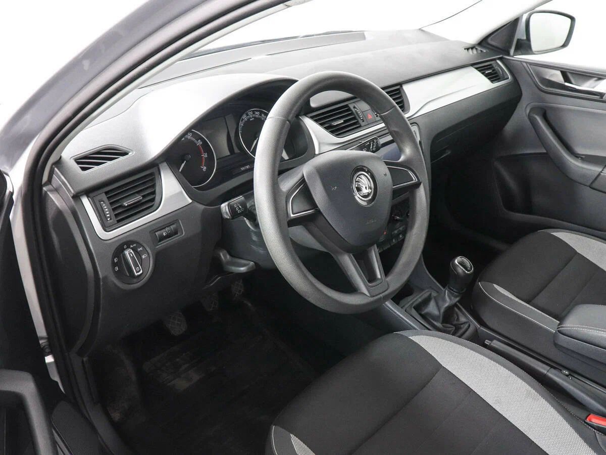 Skoda Rapid, I Рестайлинг