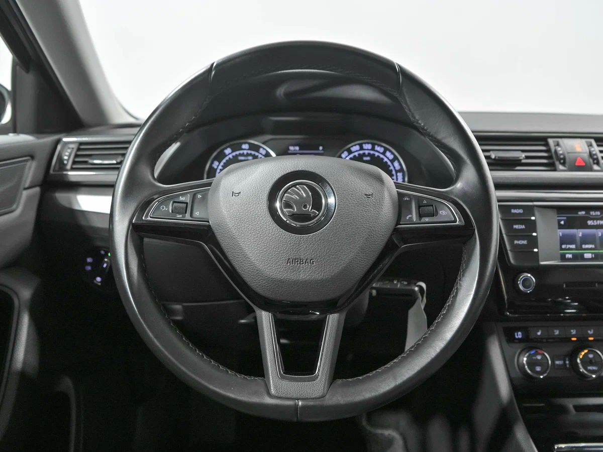 Skoda Superb, III