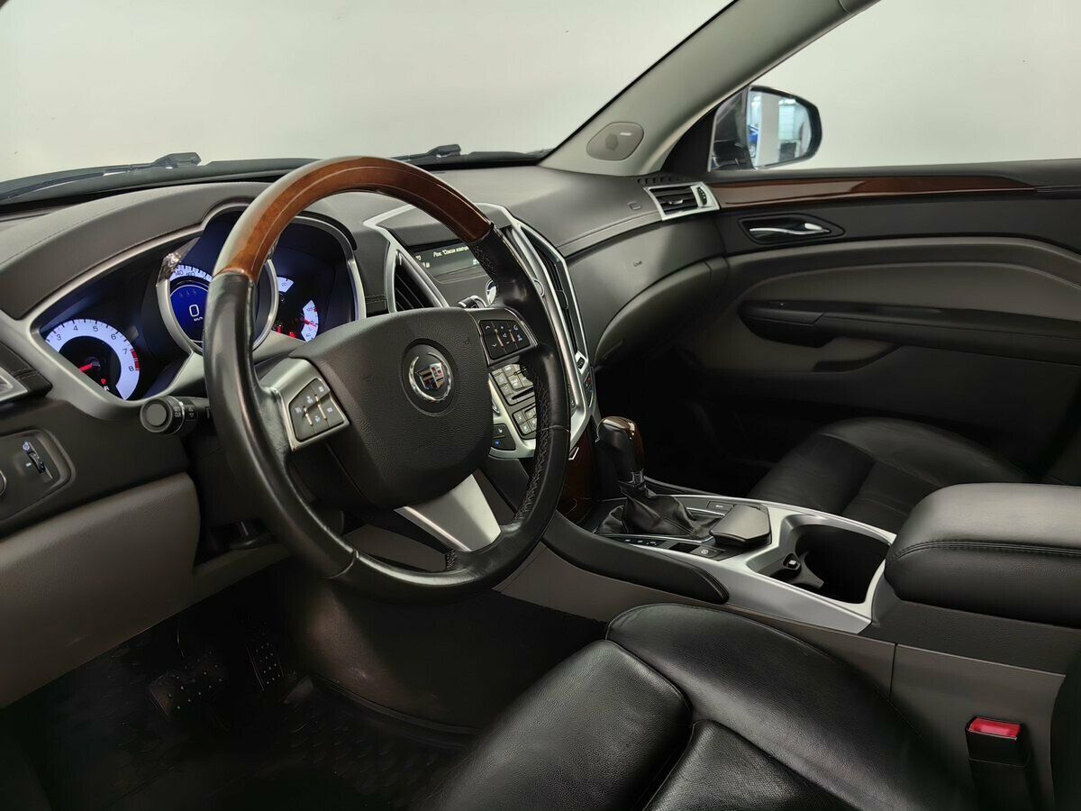 Cadillac SRX, II