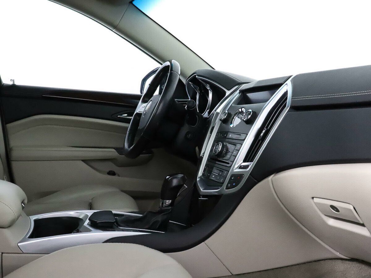 Cadillac SRX, II