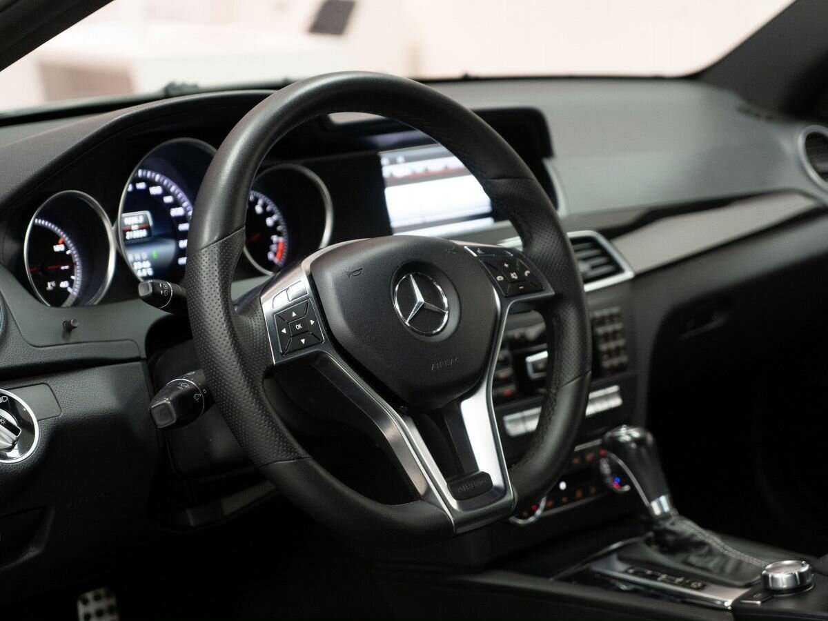 Mercedes benz C-Класс