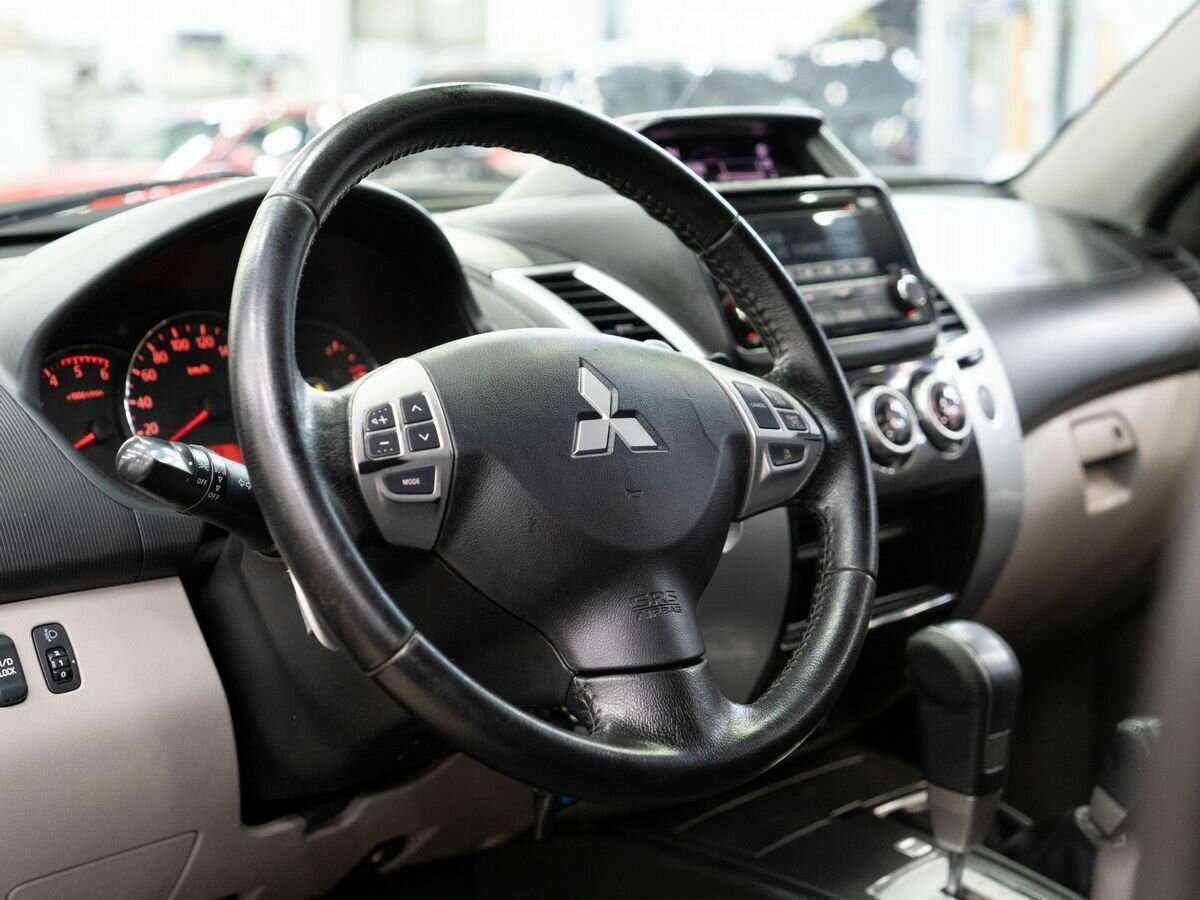 Mitsubishi Pajero Sport