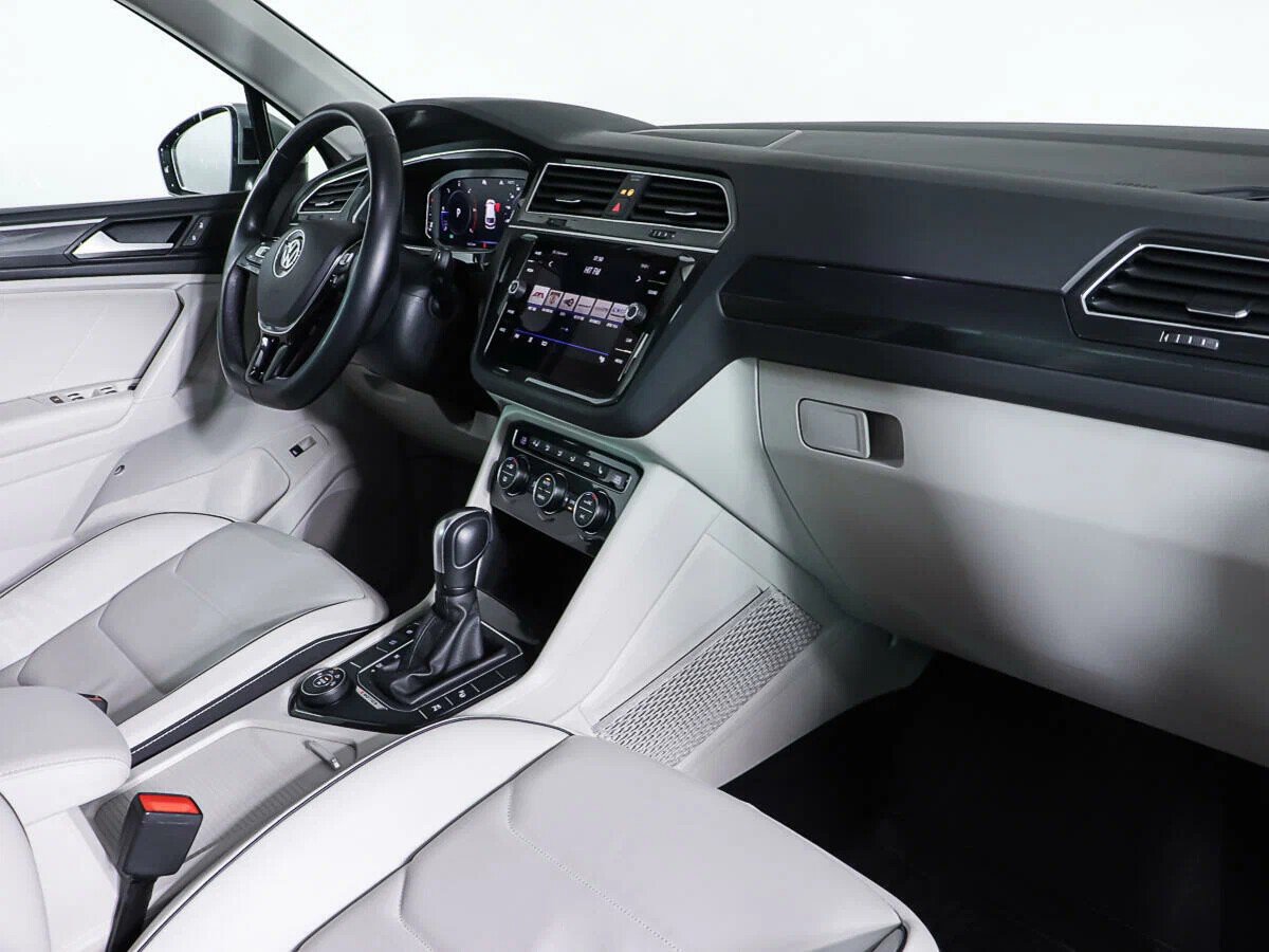 Volkswagen Tiguan, II