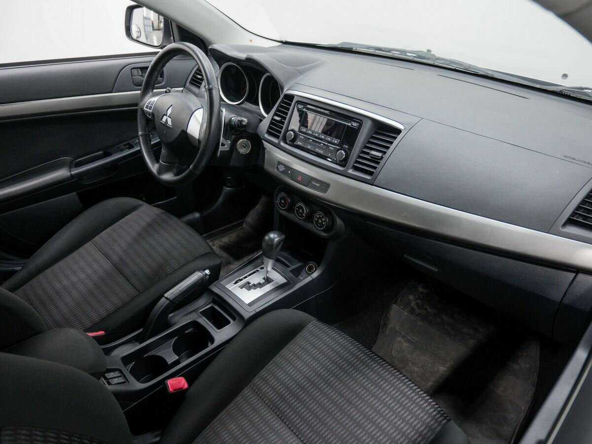 Mitsubishi Lancer