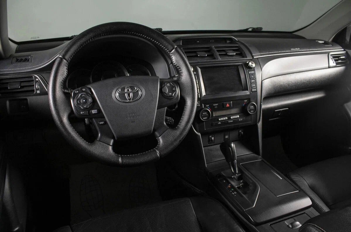 Toyota Camry, VII (XV50)
