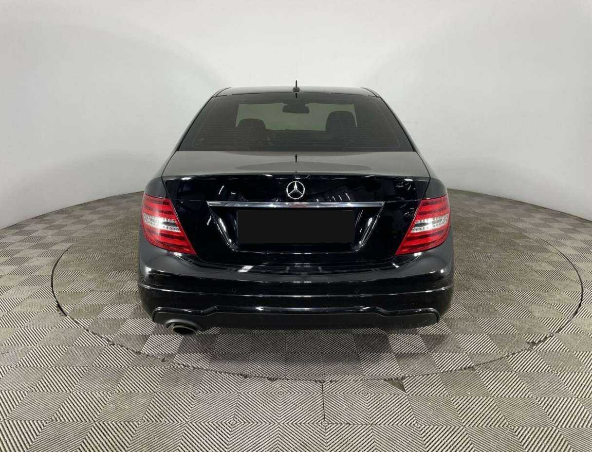 Mercedes benz C-Класс