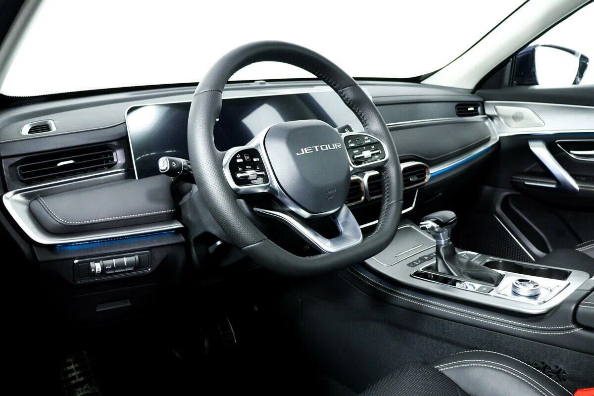 Jetour X70 PLUS, I