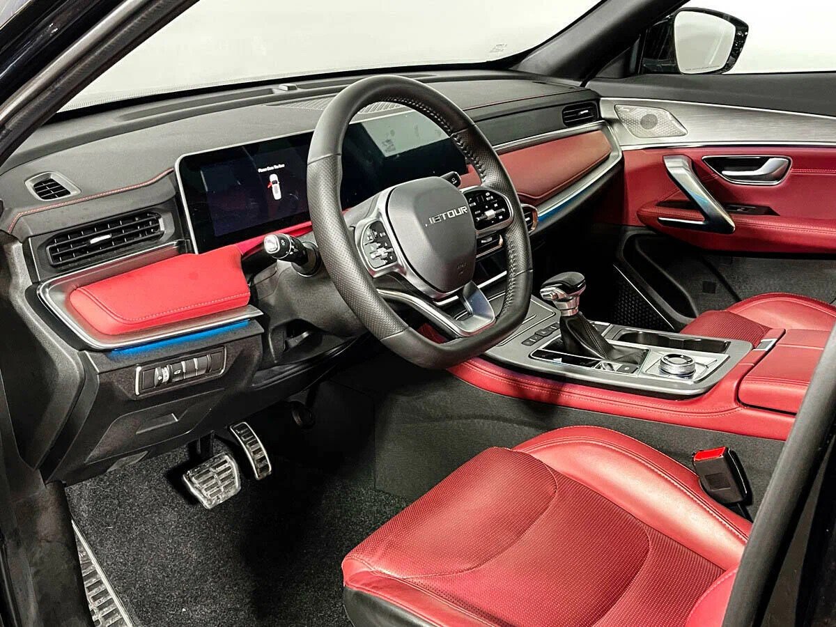 Jetour X70 PLUS, I