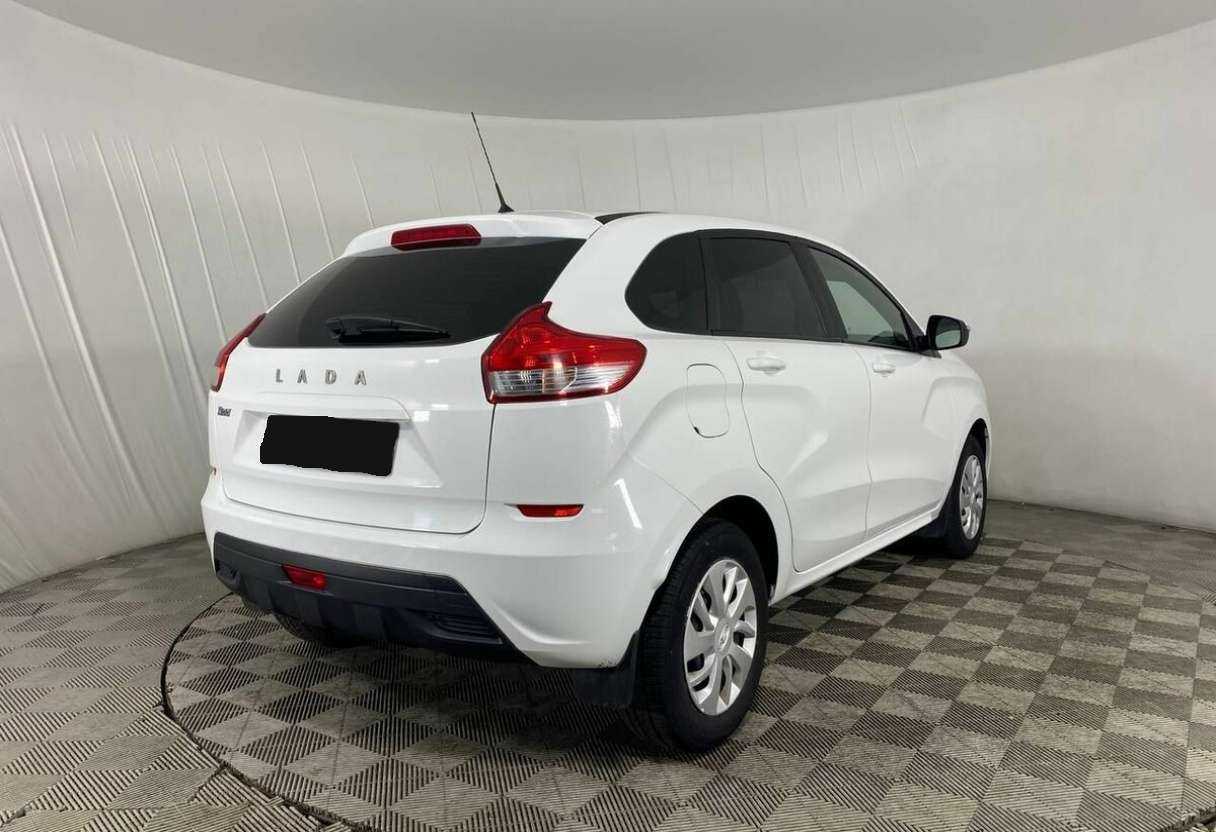 Lada XRAY