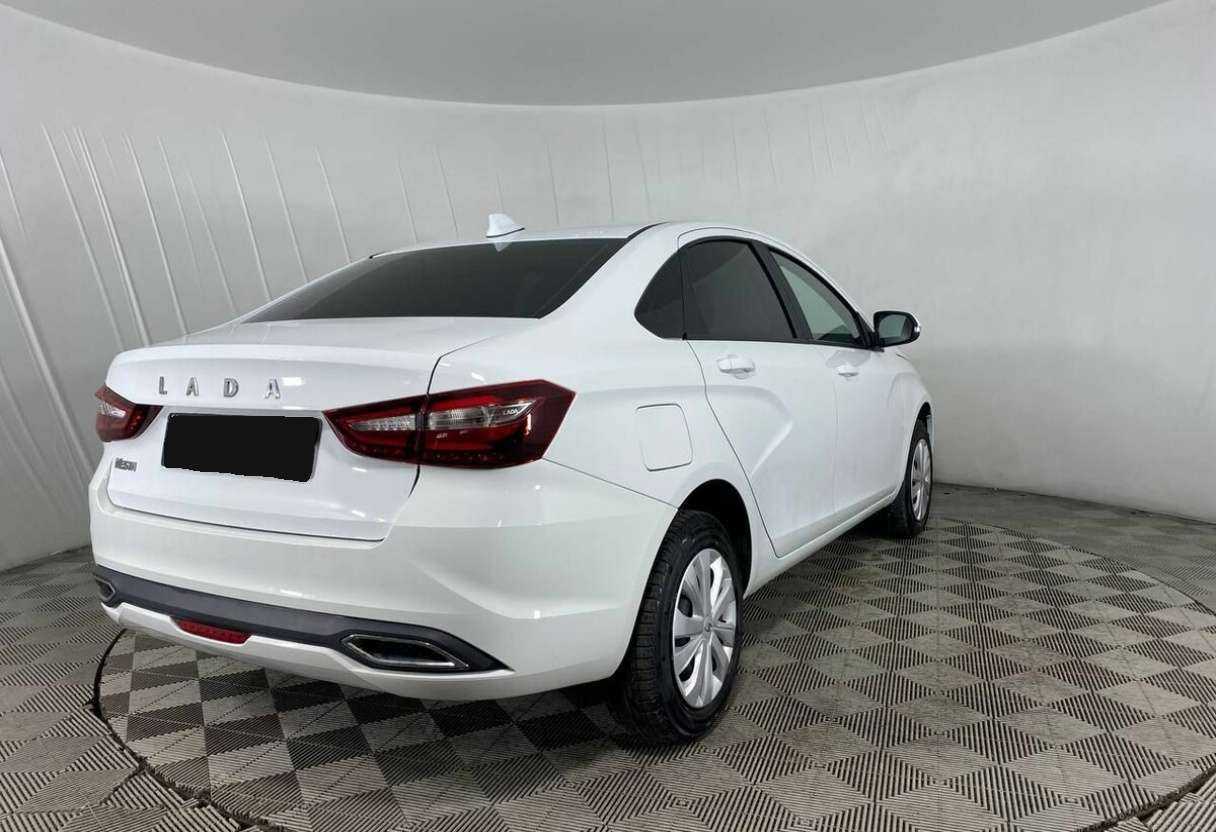 Lada Vesta
