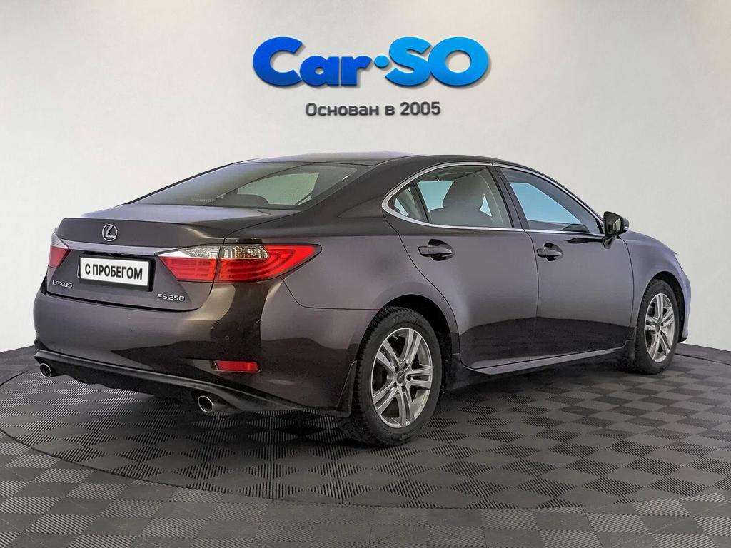 Lexus ES, VI