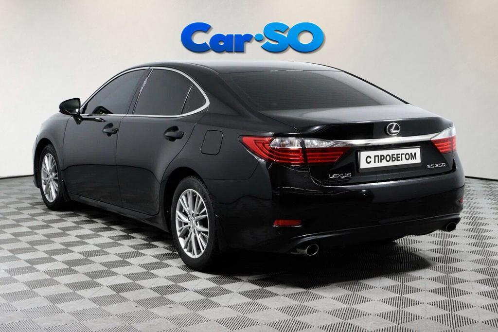 Lexus ES, VI