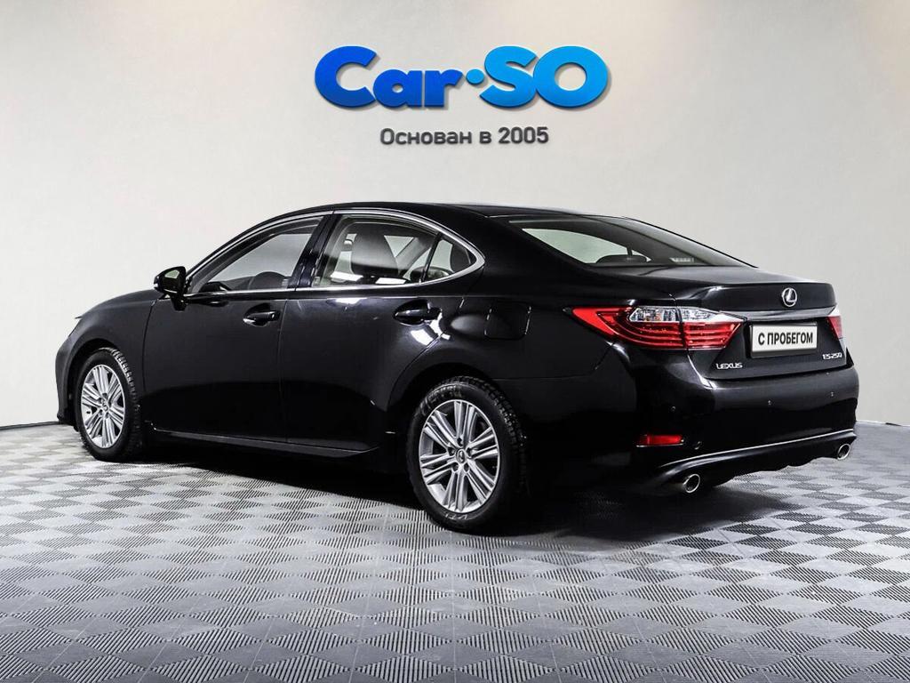 Lexus ES, VI