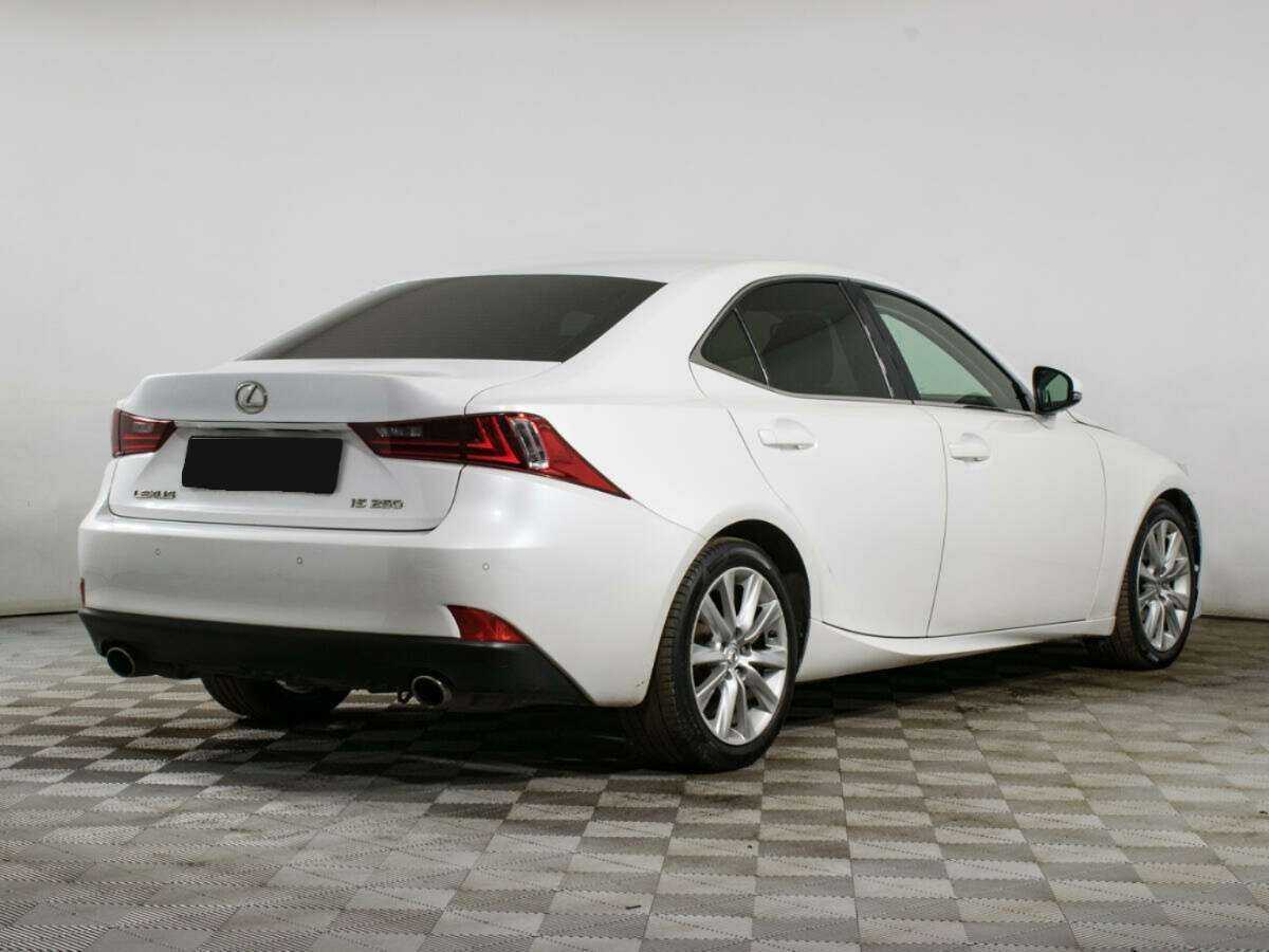 Lexus IS