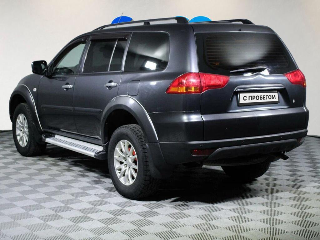 Mitsubishi Pajero Sport, II