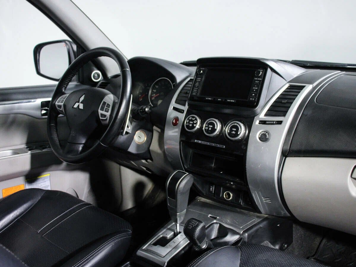 Mitsubishi Pajero Sport, II Рестайлинг