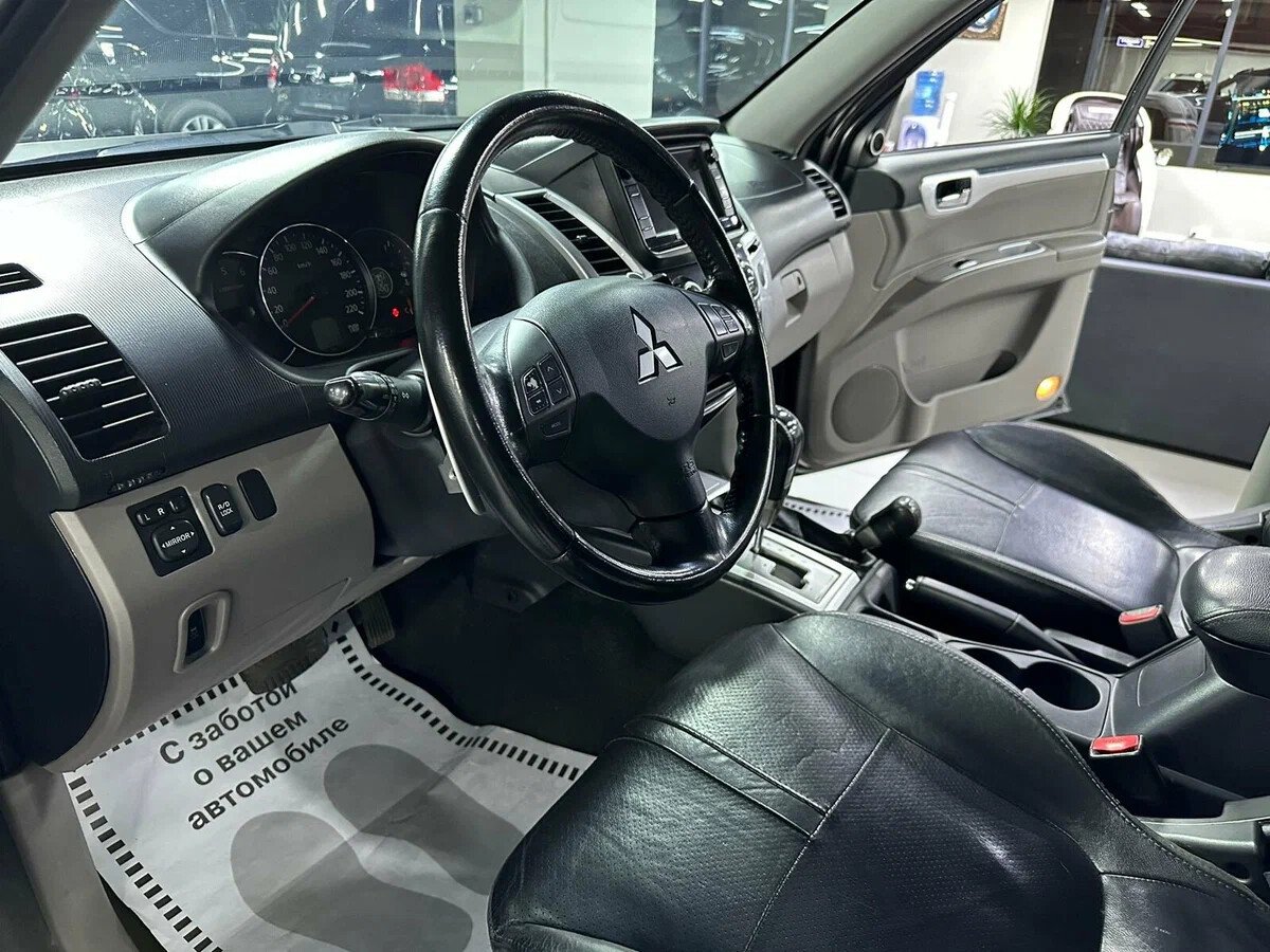 Mitsubishi Pajero Sport, II Рестайлинг
