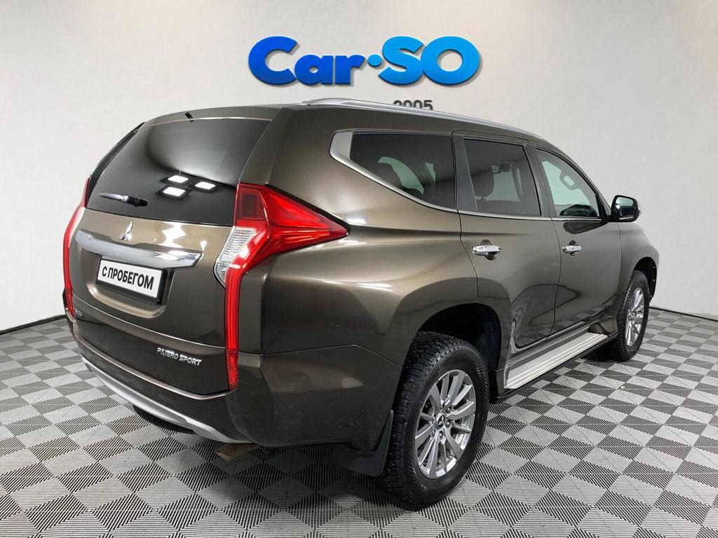 Mitsubishi Pajero Sport, III