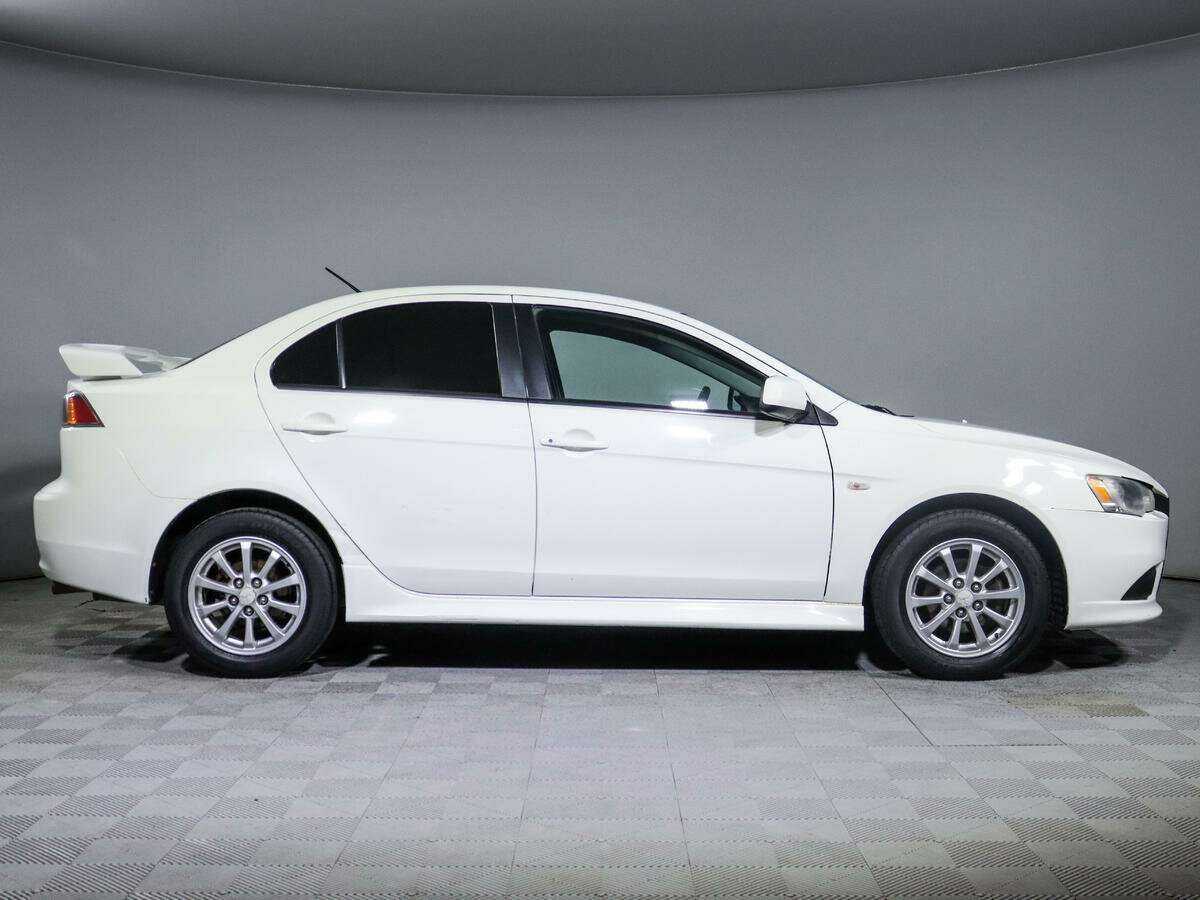 Mitsubishi Lancer