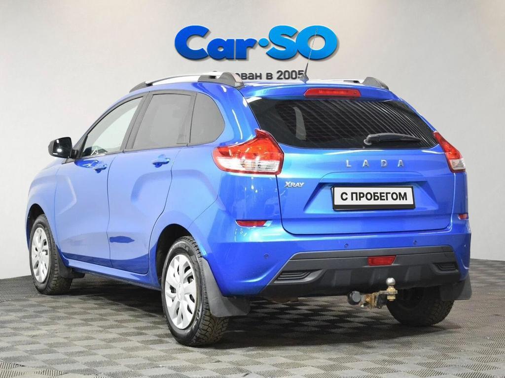 Lada XRAY, I