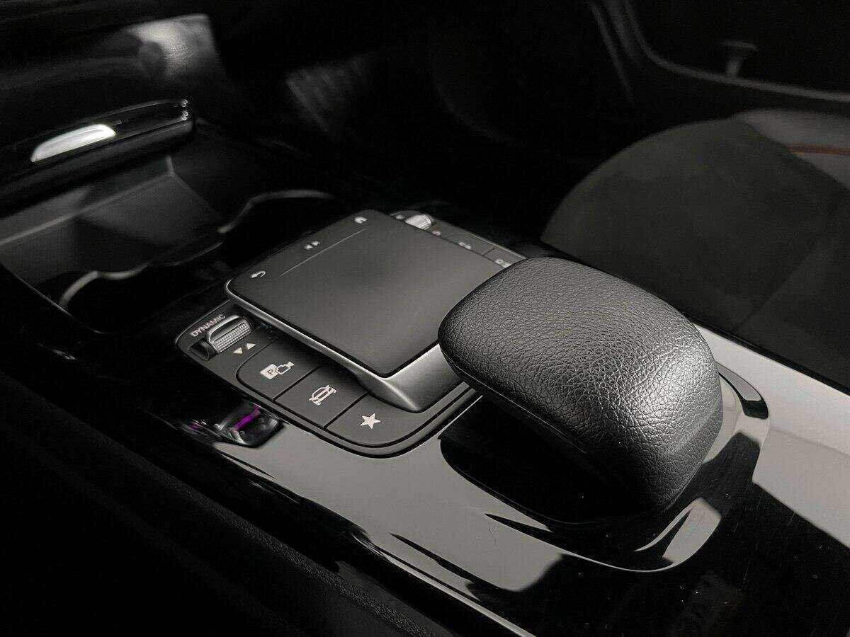 Mercedes benz CLA