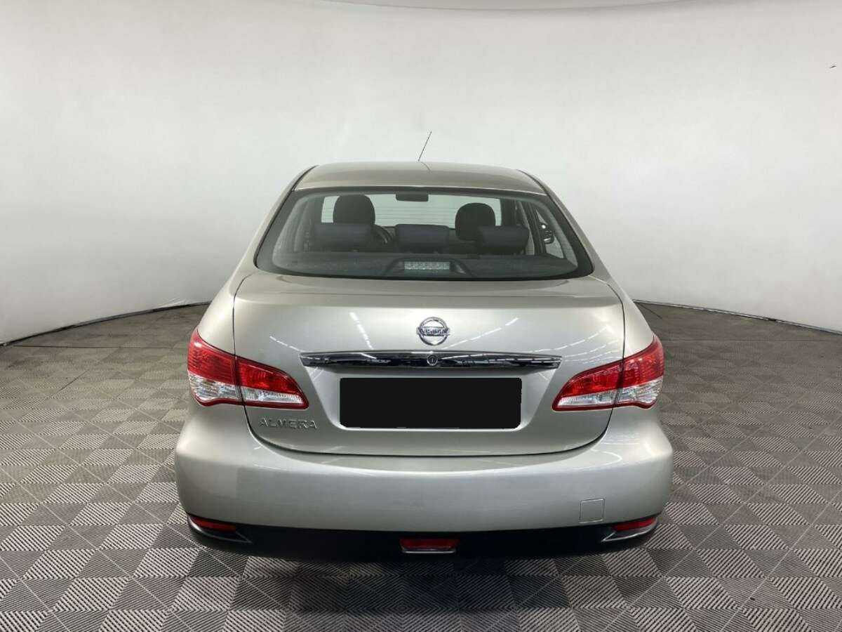 Nissan Almera
