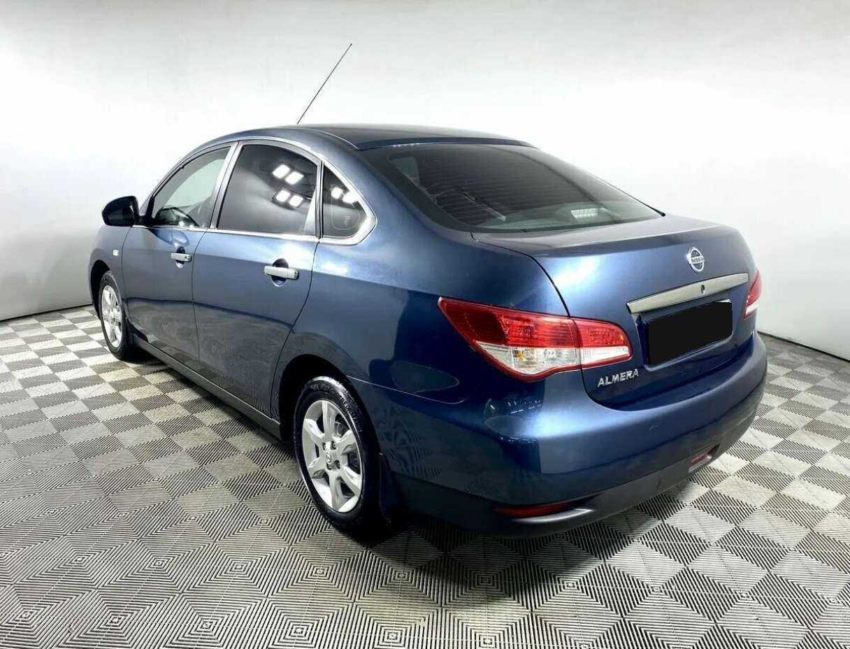 Nissan Almera