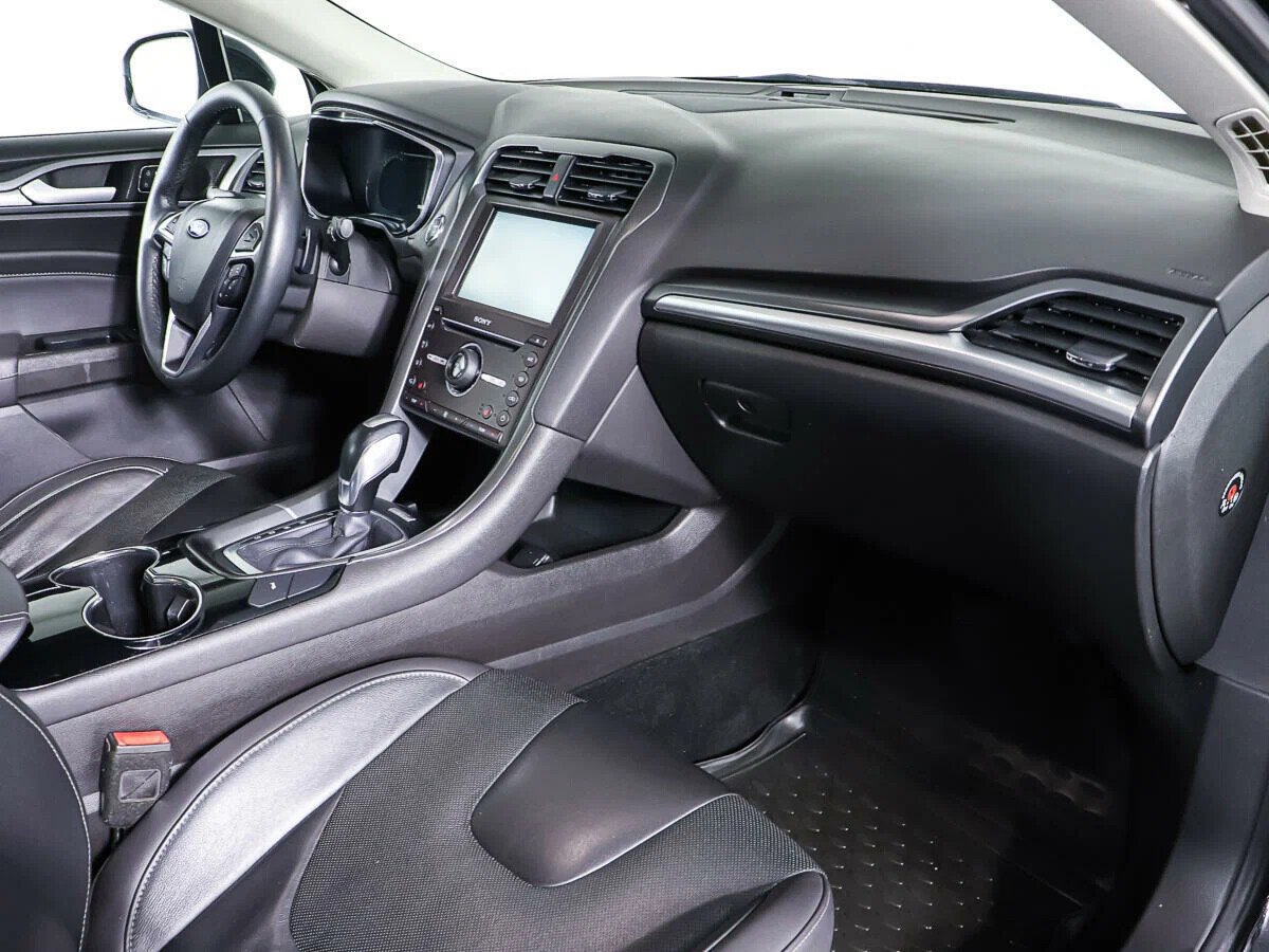 Ford Mondeo, V