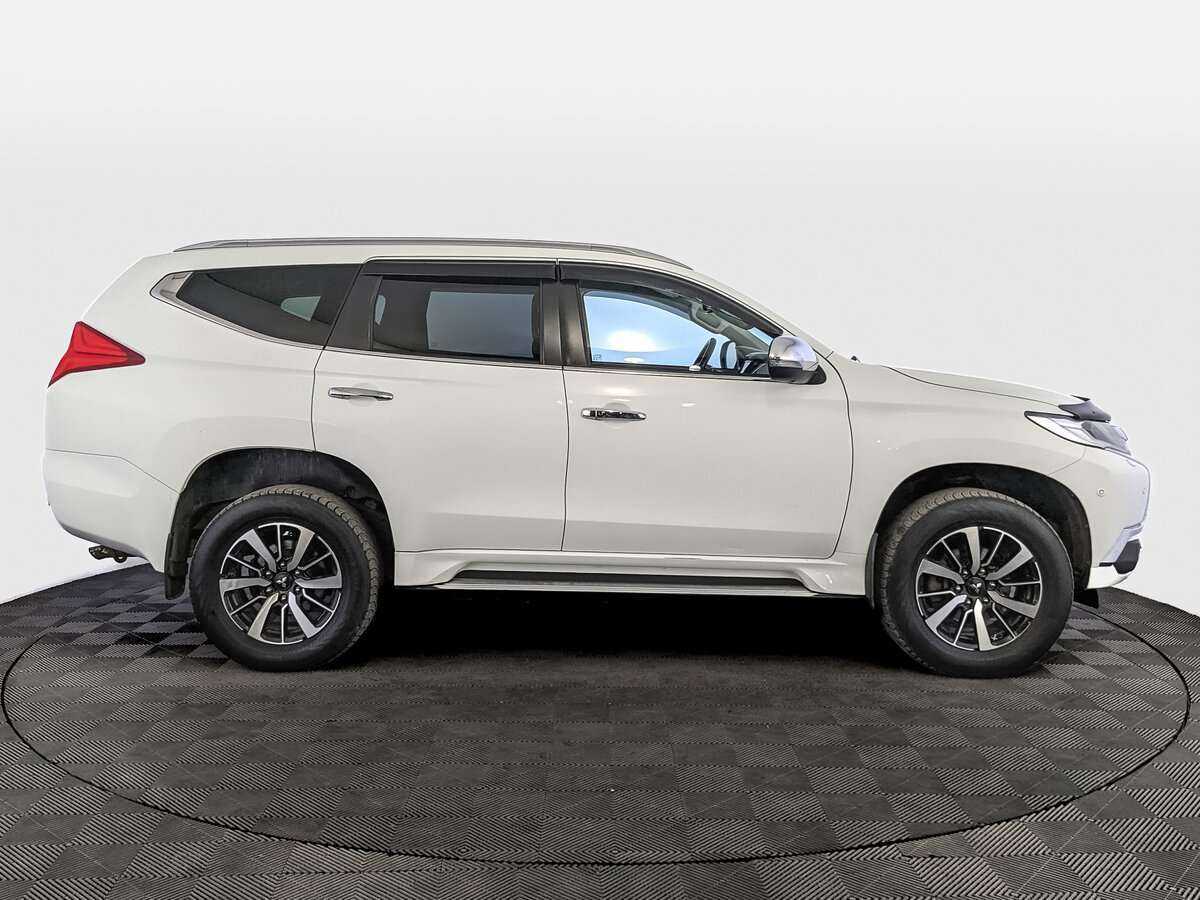 Mitsubishi Pajero Sport