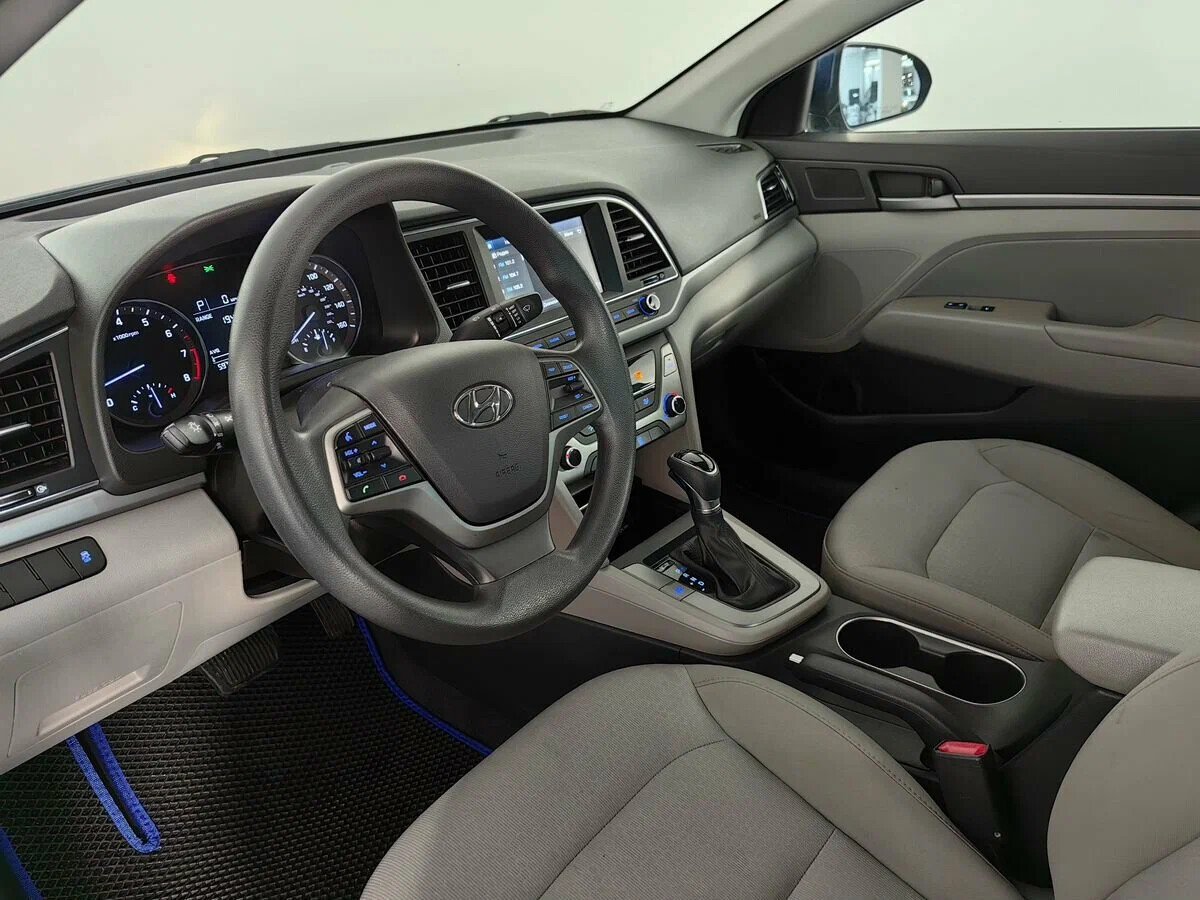 Hyundai Elantra, VI (AD)