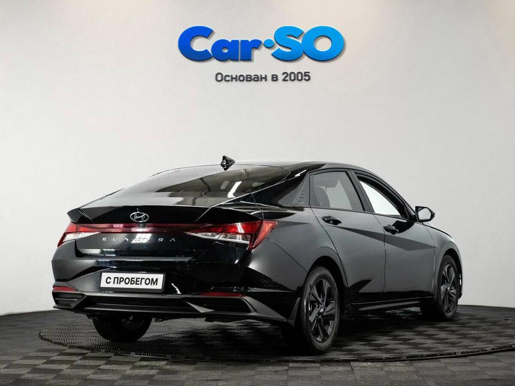 Hyundai Elantra, VII (CN7)