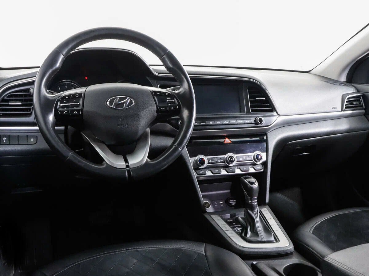 Hyundai Elantra, VI (AD) Рестайлинг