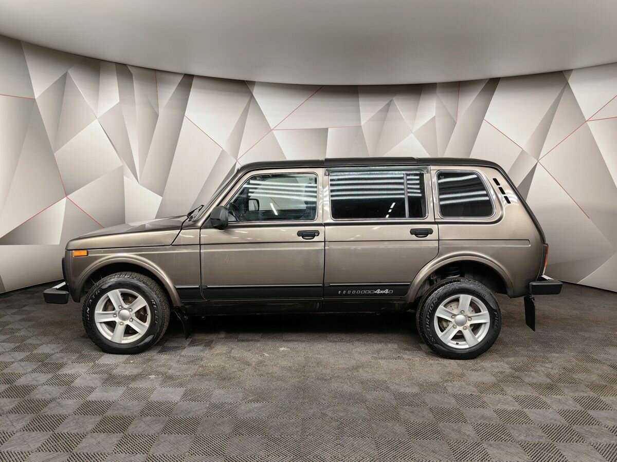 Lada 2131 (4x4)