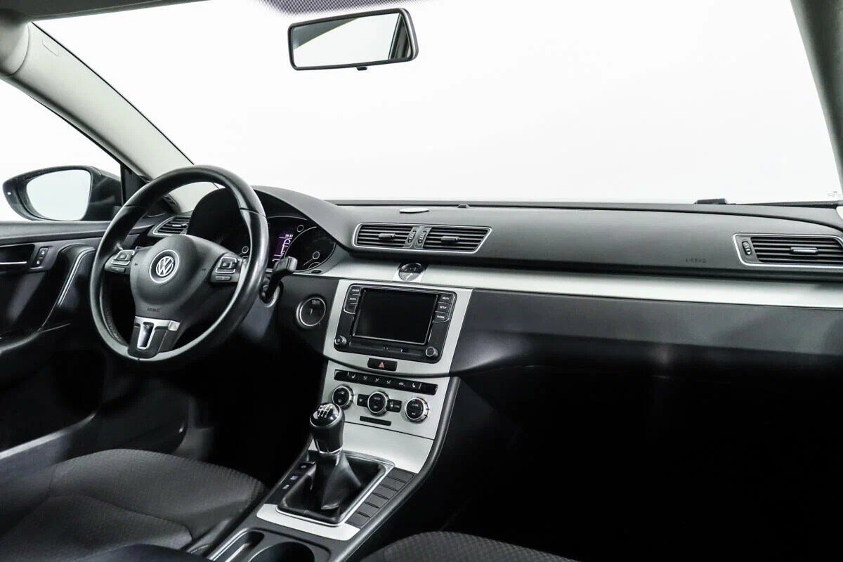 Volkswagen Passat, B7