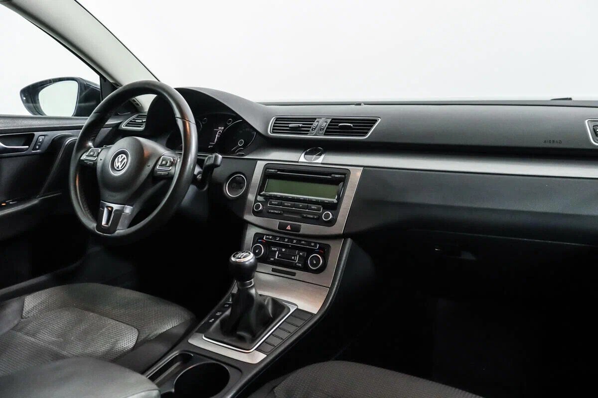 Volkswagen Passat, B7