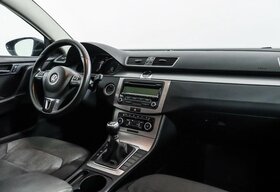 Volkswagen Passat, B7