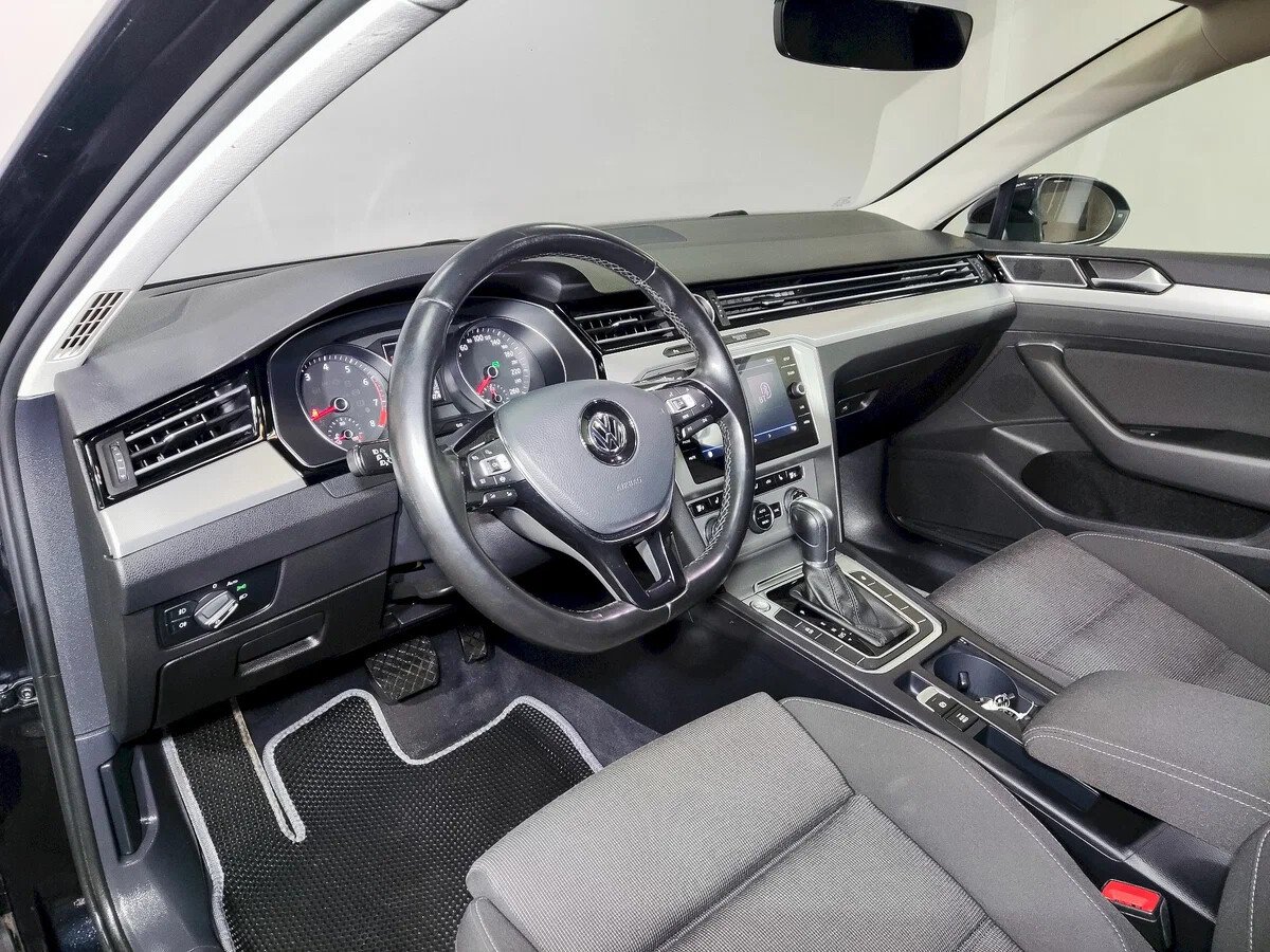 Volkswagen Passat, B8