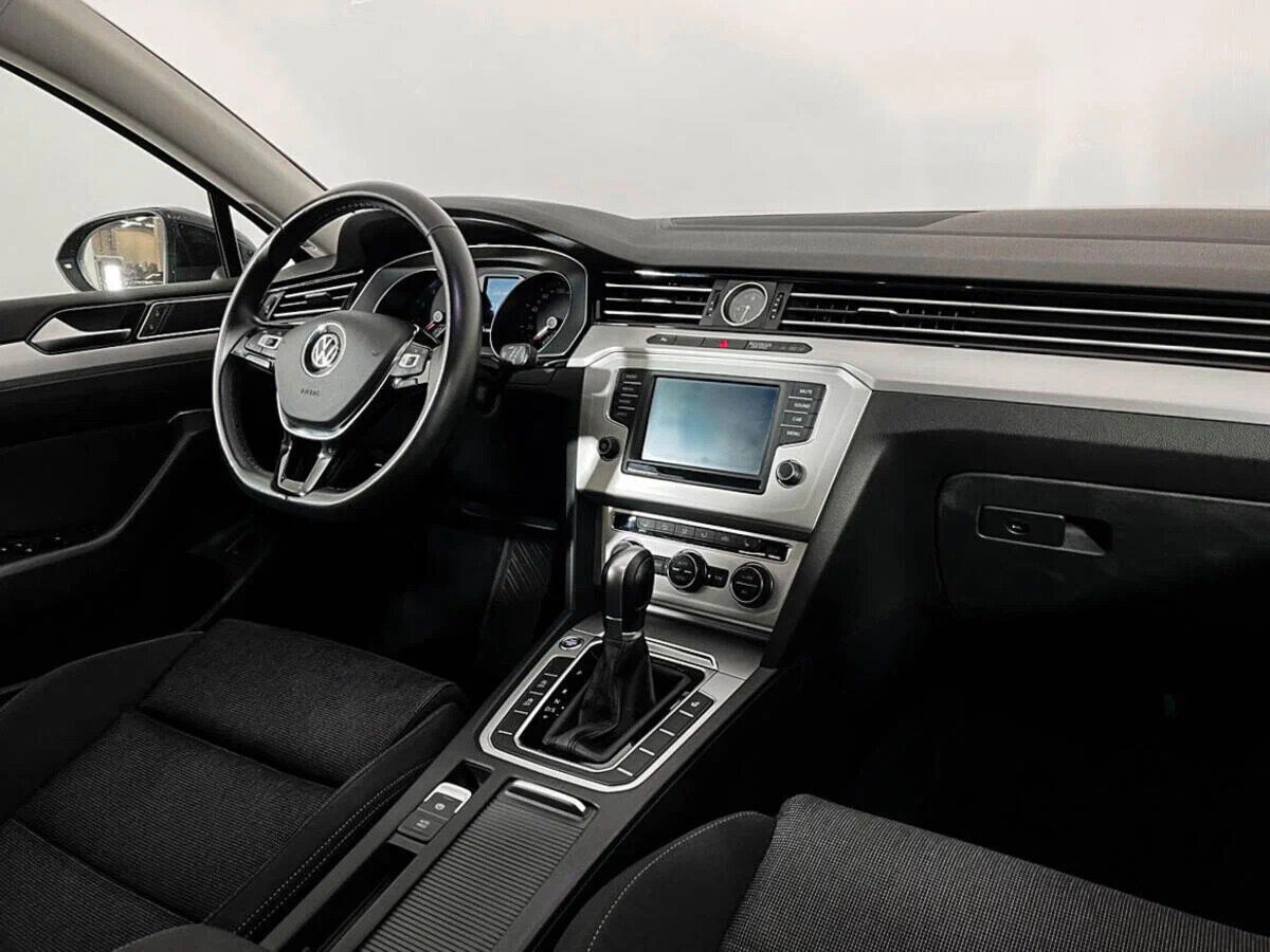 Volkswagen Passat, B8