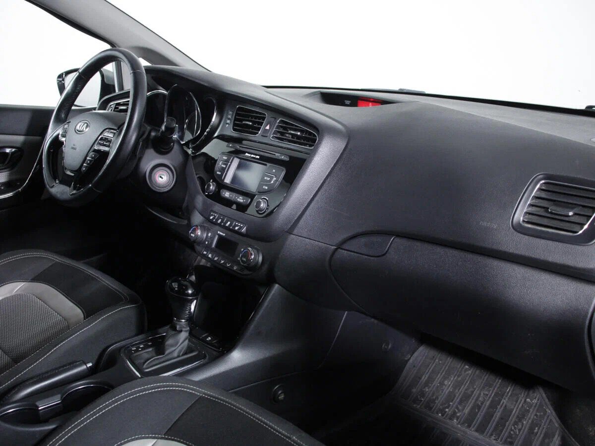 KIA Ceed, II
