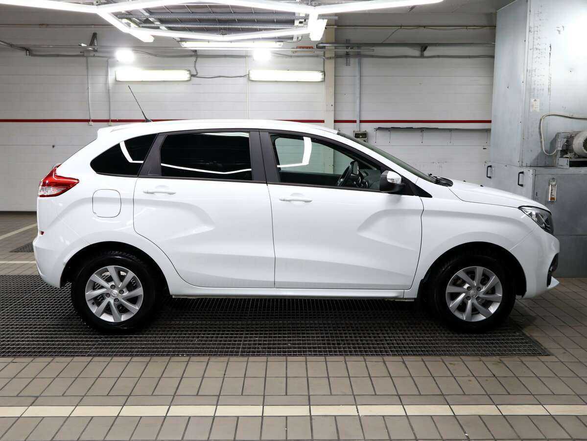Lada XRAY